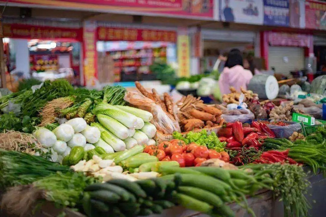 走！一起去逛菜市場(chǎng)